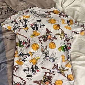 Looney Tunes shirt